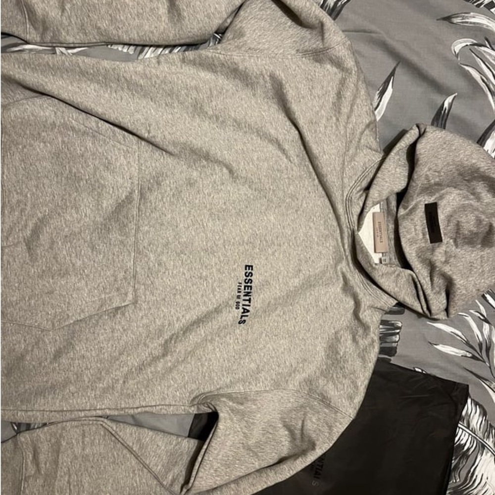 Hoodie essentials